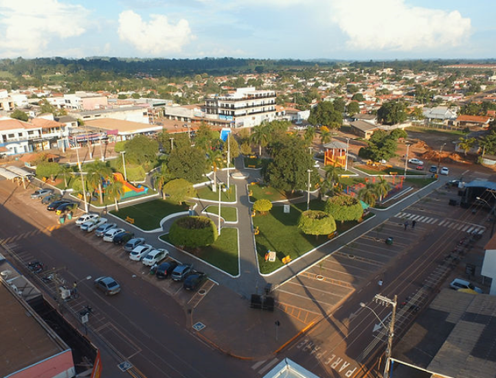 OUTDOOR EM ESPIGÃO D'OESTE: O PODER DA VISIBILIDADE!